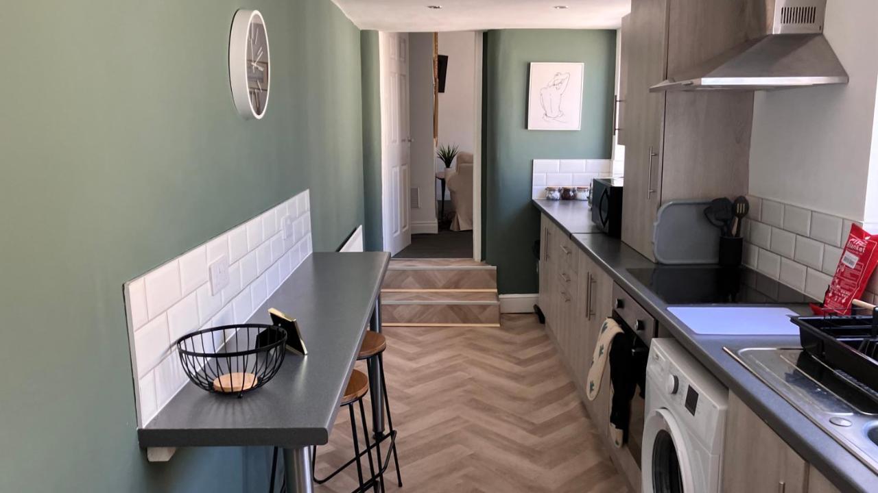 Rose Cottage - City Centre, Hospital Crownwork Studios, Nissan & Stadium Of Light Sunderland  Bagian luar foto